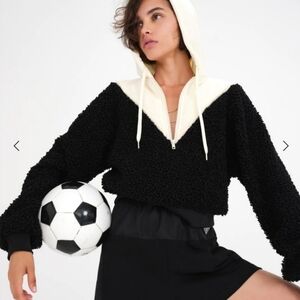 For Love And Lemons Cozy Cropped Pullover Cozy Sherpa Hoodie Size M NWT